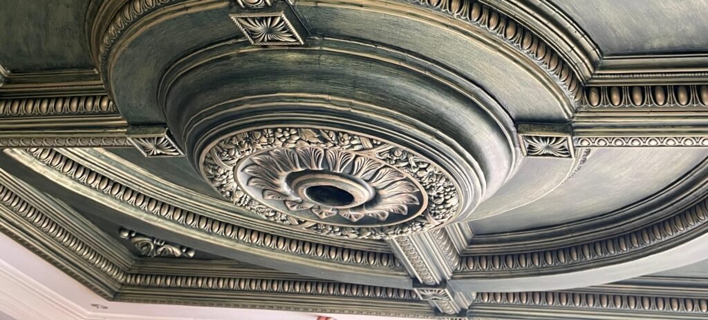 سرر اسقف فيوتك